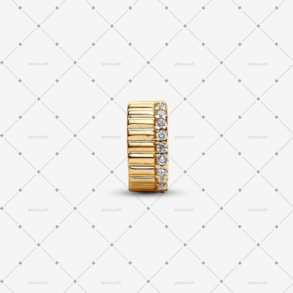 Pandora Ribbed Clip Charm - Picture 2 of 4